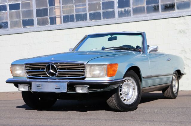 Mercedes-Benz 300-Series 1971 image number 0