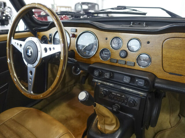 Triumph TR-6 1976 image number 17