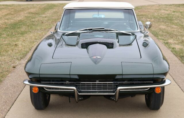 Chevrolet Corvette 1967 image number 29