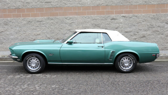 Ford Mustang 1969 image number 29