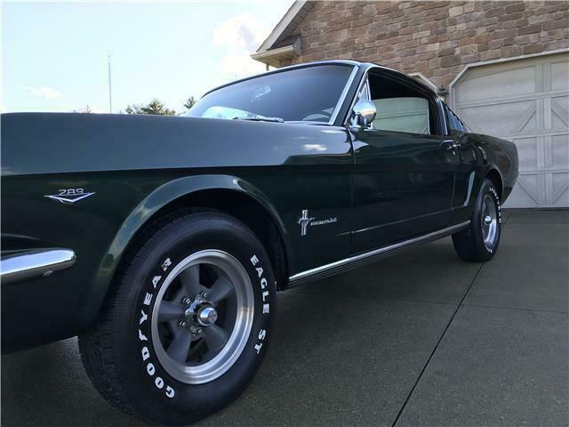 Ford Mustang 1965 image number 15