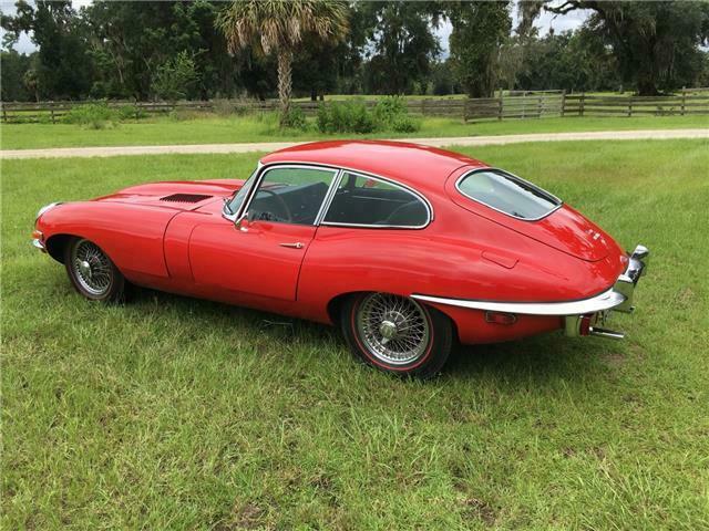 Jaguar E-Type 1969 image number 26