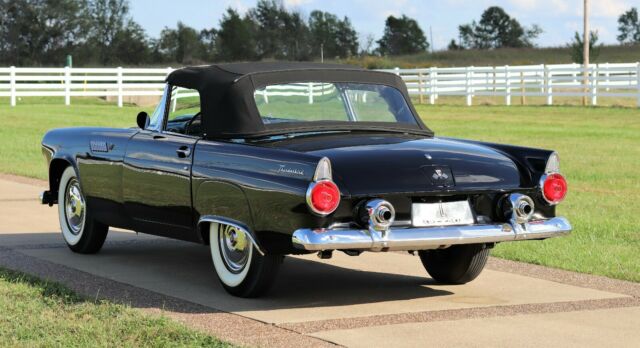 Ford Thunderbird 1955 image number 2