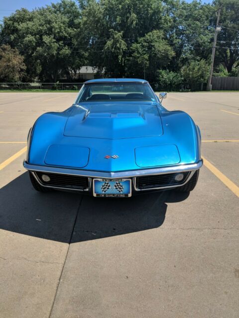 Chevrolet Corvette 1969 image number 29