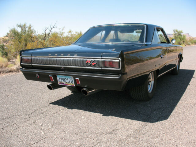 Dodge Coronet 1967 image number 2