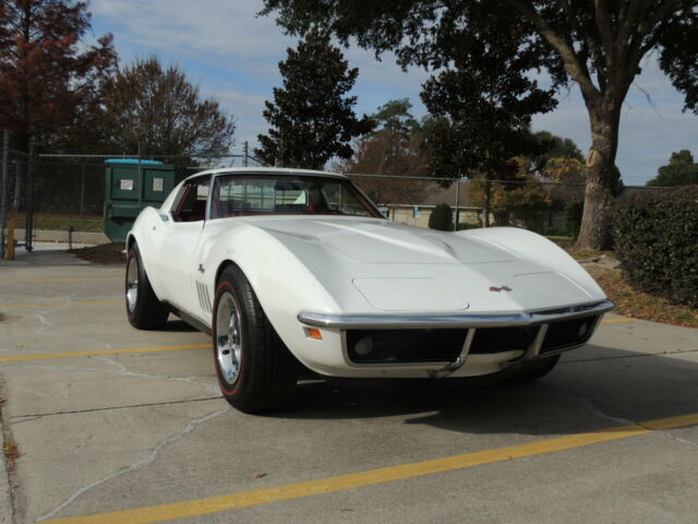 Chevrolet Corvette 1969 image number 29