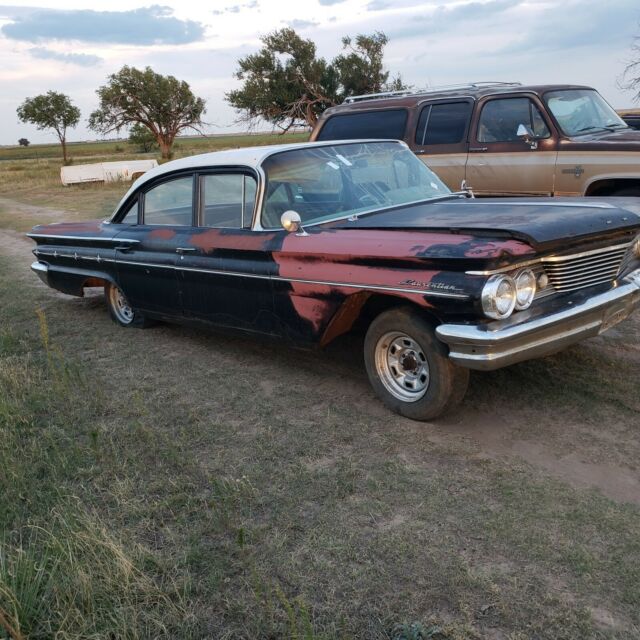 Pontiac Laurentian 1960 image number 21