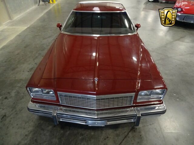 Buick LeSabre 1976 image number 21