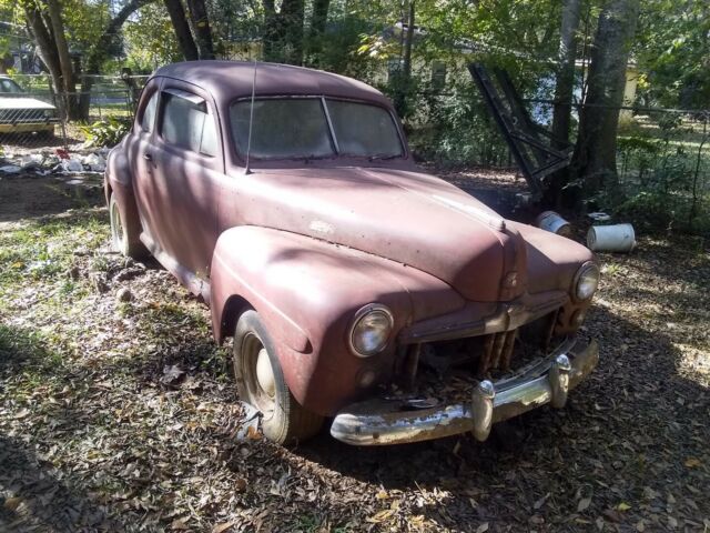 Ford Deluxe 1947 image number 8