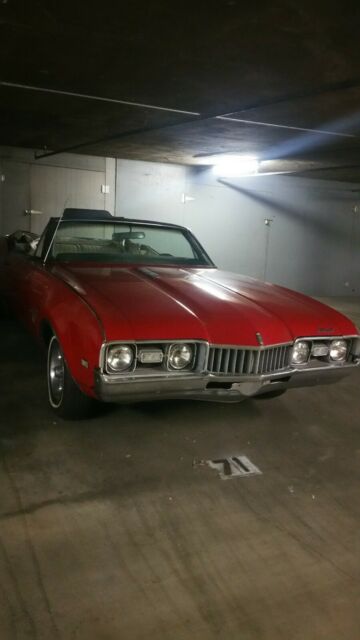 Oldsmobile Cutlass 1968 image number 1