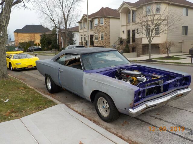 Plymouth Road Runner 1968 image number 1