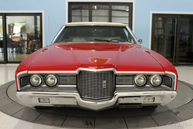 Ford LTD 1971 image number 10