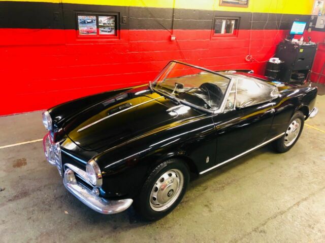 Alfa Romeo SPIDER 1962 image number 1