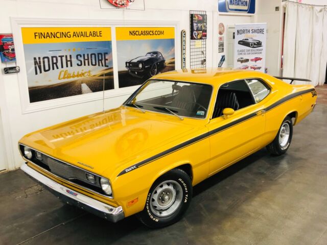 Plymouth Duster 1971 image number 0