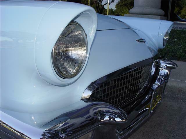 Ford Thunderbird 1957 image number 8