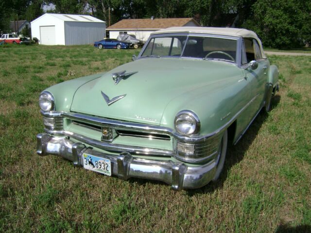 Chrysler New Yorker 1952 image number 0