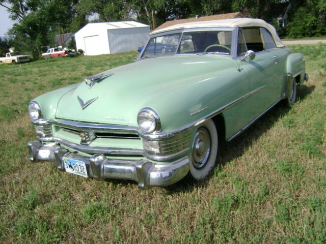 Chrysler New Yorker 1952 image number 17