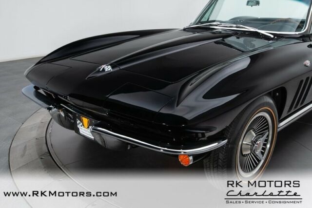 Chevrolet Corvette 1965 image number 19