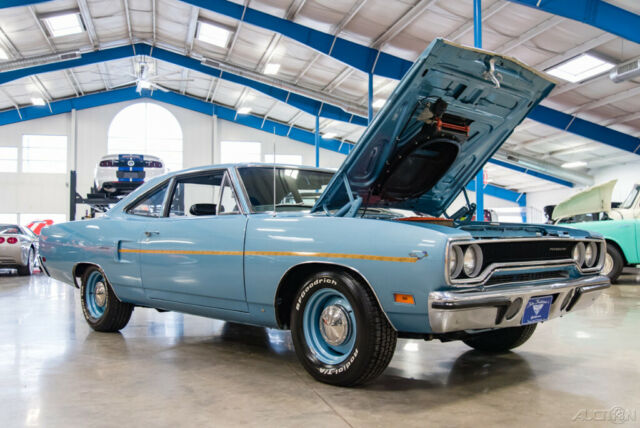 Plymouth Road Runner 1970 image number 11