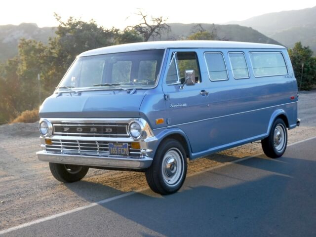 Ford E-Series Van 1972 image number 0