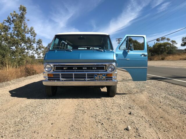 Ford E-Series Van 1972 image number 13