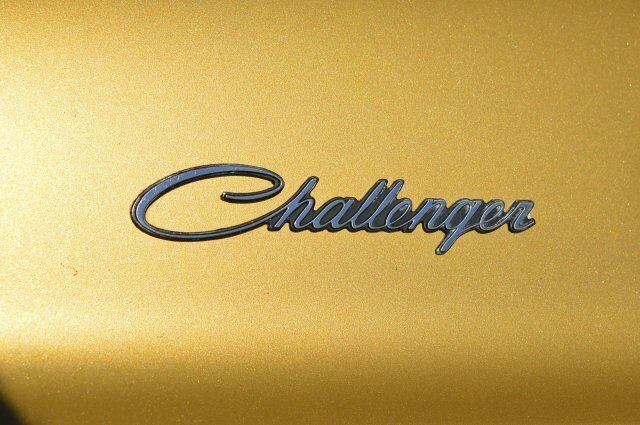 Dodge Challenger 1972 image number 15