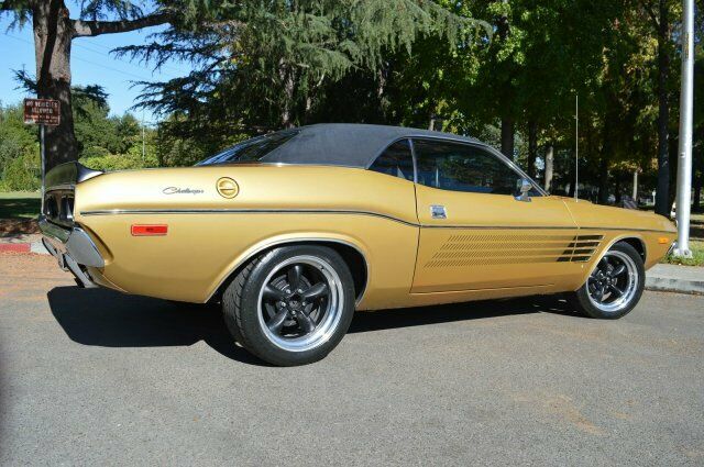 Dodge Challenger 1972 image number 34