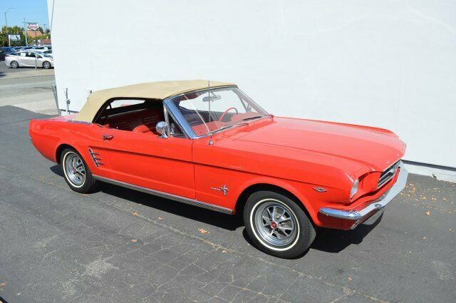 Ford Mustang 1965 image number 9