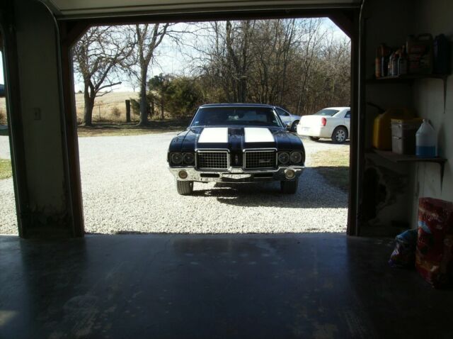 Oldsmobile Cutlass 1972 image number 31