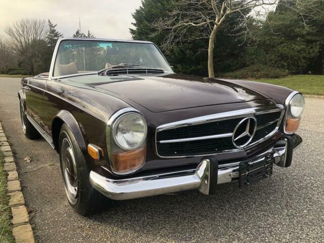 Mercedes-Benz SL-Class 1971 image number 24