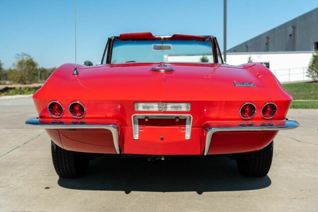 Chevrolet Corvette 1967 image number 10