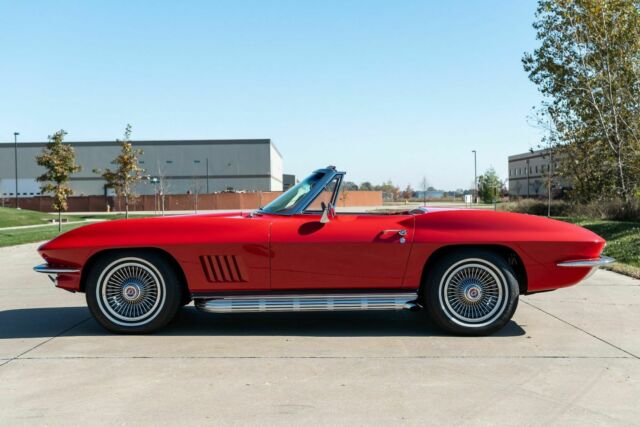 Chevrolet Corvette 1967 image number 17