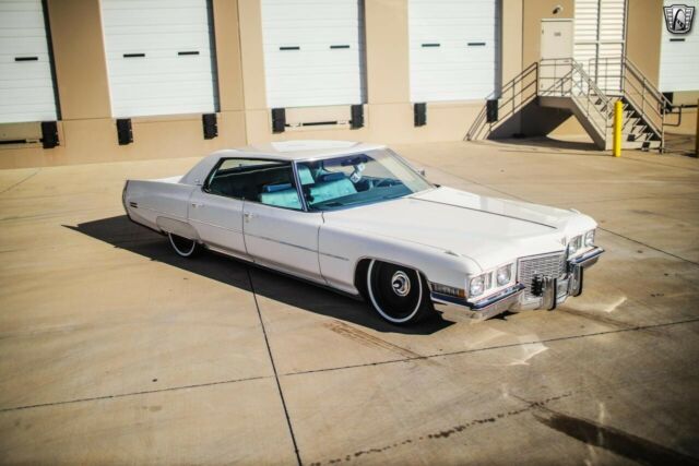 Cadillac DeVille 1972 image number 47