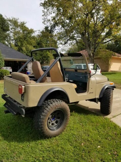 Jeep CJ 1972 image number 2