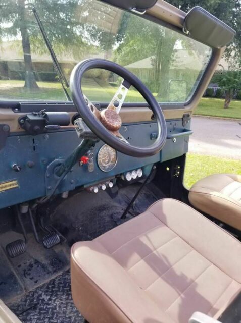 Jeep CJ 1972 image number 8