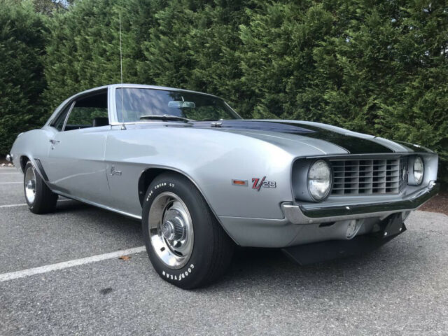 Chevrolet Camaro 1969 image number 1