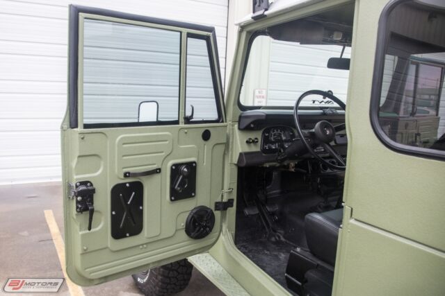 Toyota Landcruiser FJ40 1974 image number 8