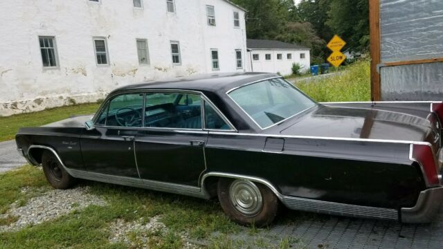 Oldsmobile Ninety-Eight 1963 image number 18