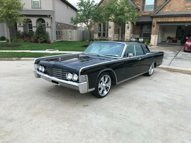 Lincoln Continental 1965 image number 1