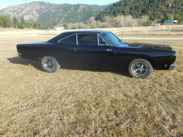 Plymouth Road Runner 1968 image number 13