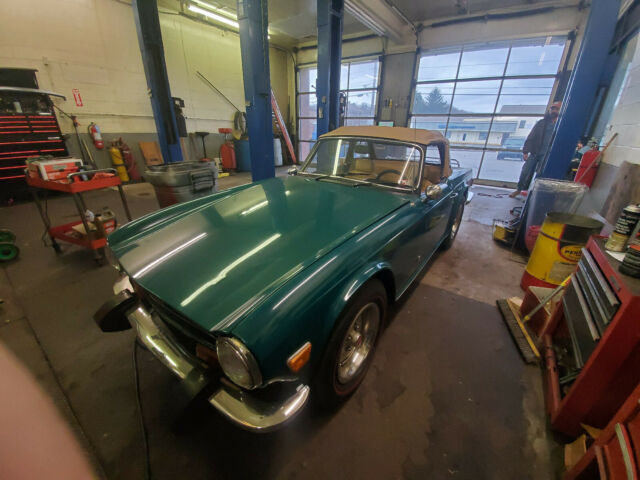 Triumph TR-6 1974 image number 0