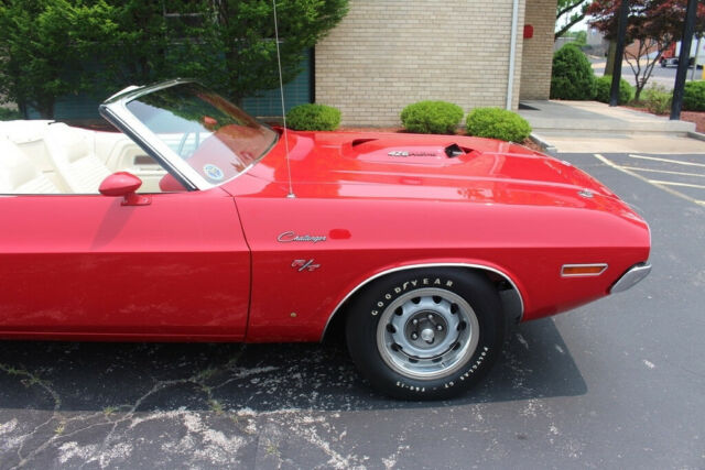 Dodge Challenger 1970 image number 38