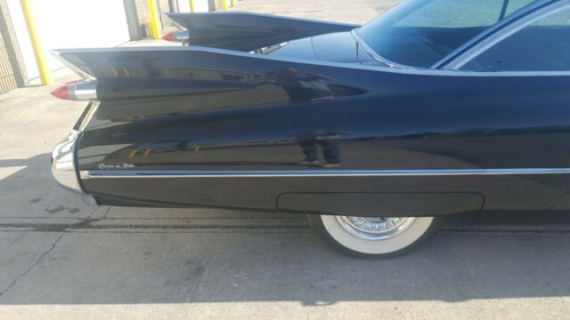 Cadillac DeVille 1959 image number 21