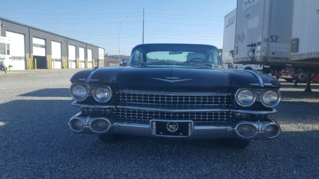 Cadillac DeVille 1959 image number 28