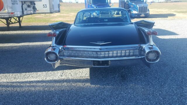 Cadillac DeVille 1959 image number 5