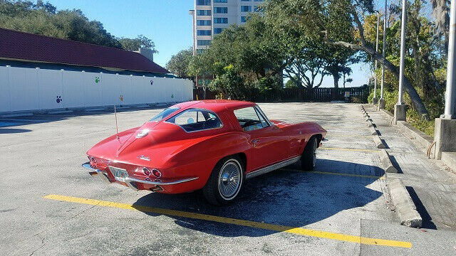 Chevrolet Corvette 1963 image number 1