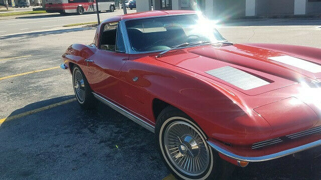 Chevrolet Corvette 1963 image number 2