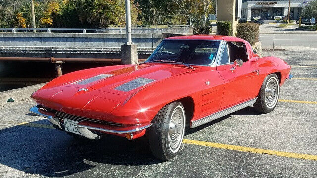 Chevrolet Corvette 1963 image number 27