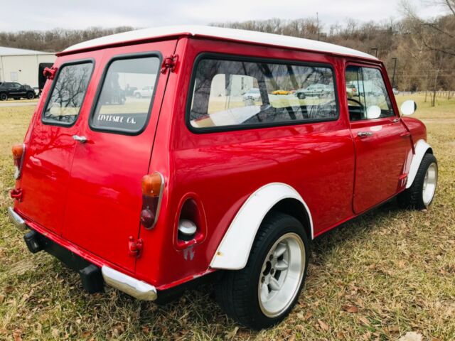 Morris Minor 1967 image number 32