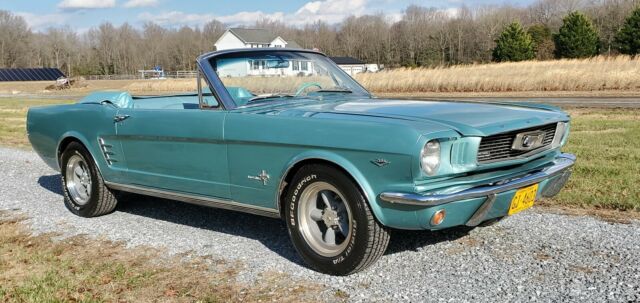 Ford Mustang 1966 image number 10